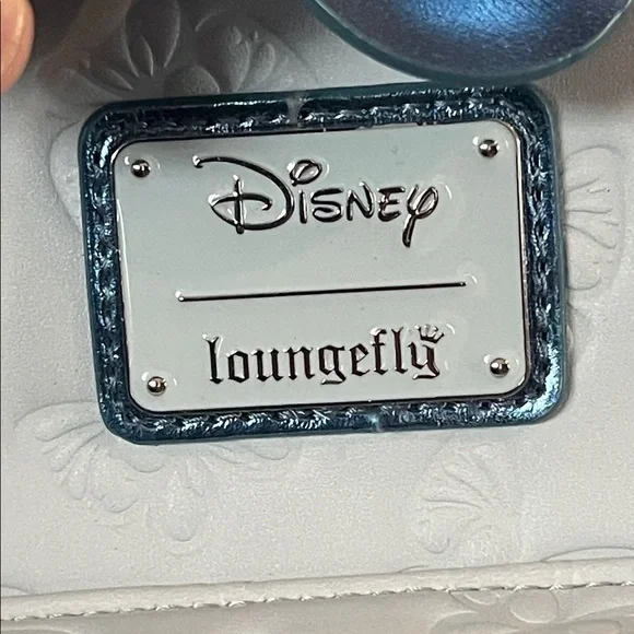 Loungefly Disney Minnie Mouse Blue Butterfly 🦋 Mini Backpack NWT - Picture 4 of 15